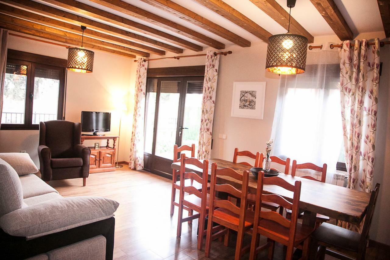 Apartamento El Palomar ไอยอน ภายนอก รูปภาพ