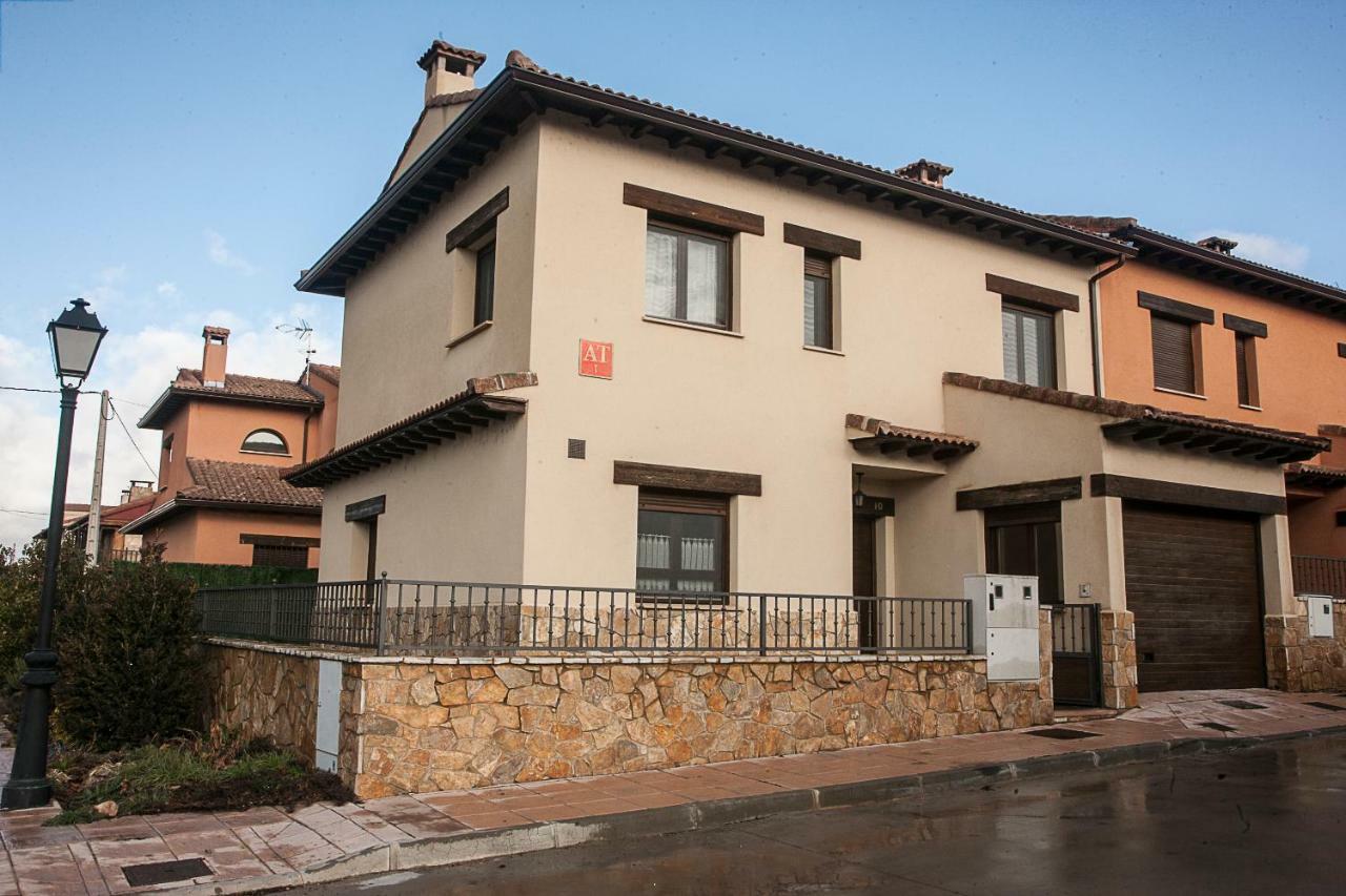 Apartamento El Palomar ไอยอน ภายนอก รูปภาพ